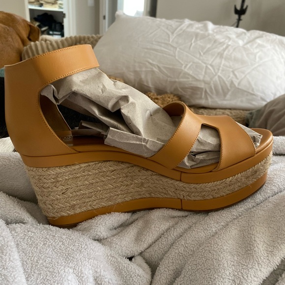 Hermés Light Orange Leather Ilana Espadrille Wedge Sandals sold - Picture 9 of 12